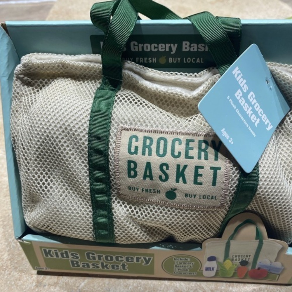 Kids Grocery Basket, 5 Plush Characters Included‎ 3 + 695 - Picture 3 of 5